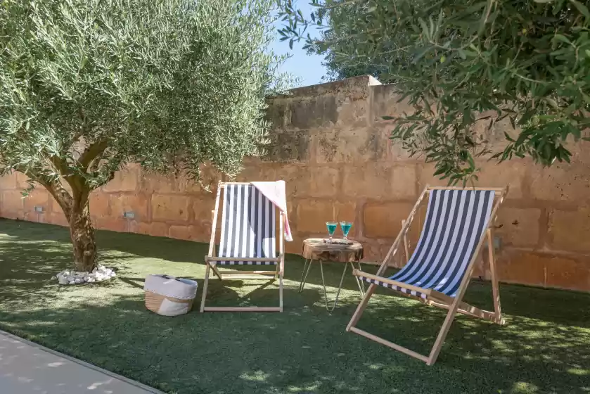 Holiday rentals in Ca ses nines, Ariany