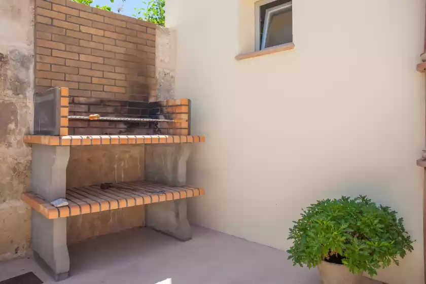 Holiday rentals in Ca ses nines, Ariany