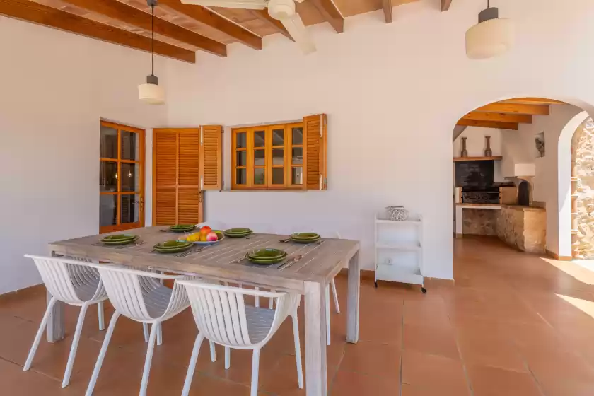 Holiday rentals in La font (canaves), Urbanització la Font