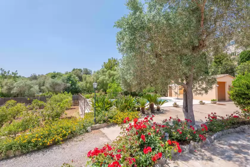 Holiday rentals in La font (canaves), Urbanització la Font