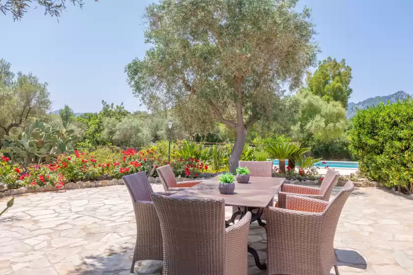 Holiday rentals in La font (canaves), Urbanització la Font