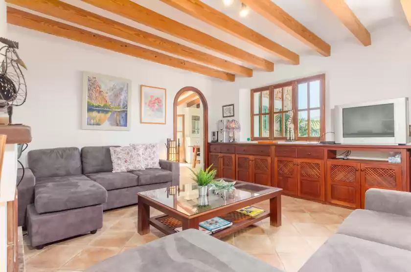 Holiday rentals in S'olivaret, Fornalutx