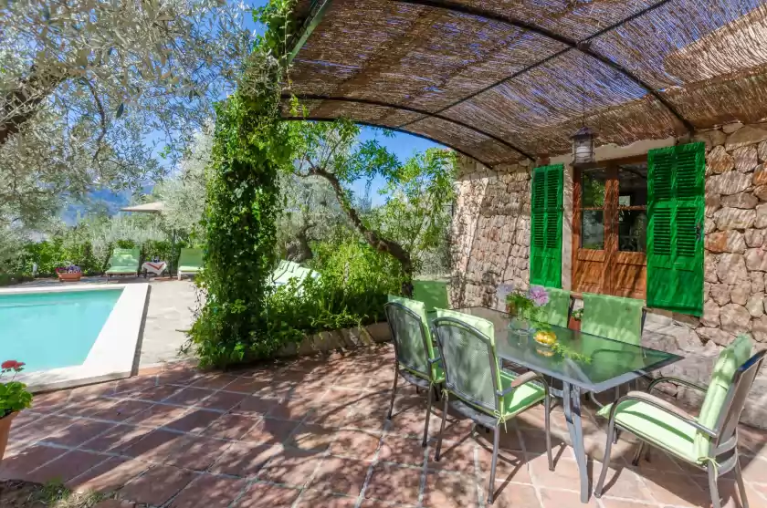 Holiday rentals in S'olivaret, Fornalutx