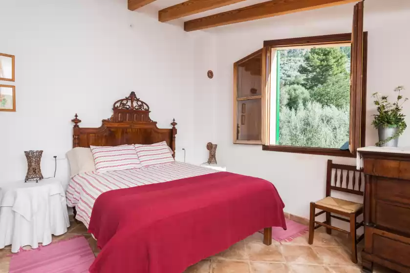 Holiday rentals in S'olivaret, Fornalutx