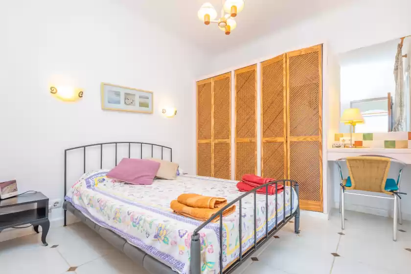 Holiday rentals in Cas faroler, Portocolom