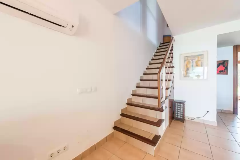 Holiday rentals in Camp de mar, Marina Manresa