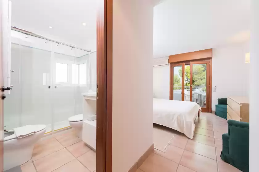 Holiday rentals in Camp de mar, Marina Manresa