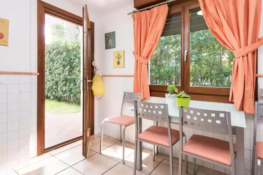 Holiday rentals in Camp de mar, Marina Manresa