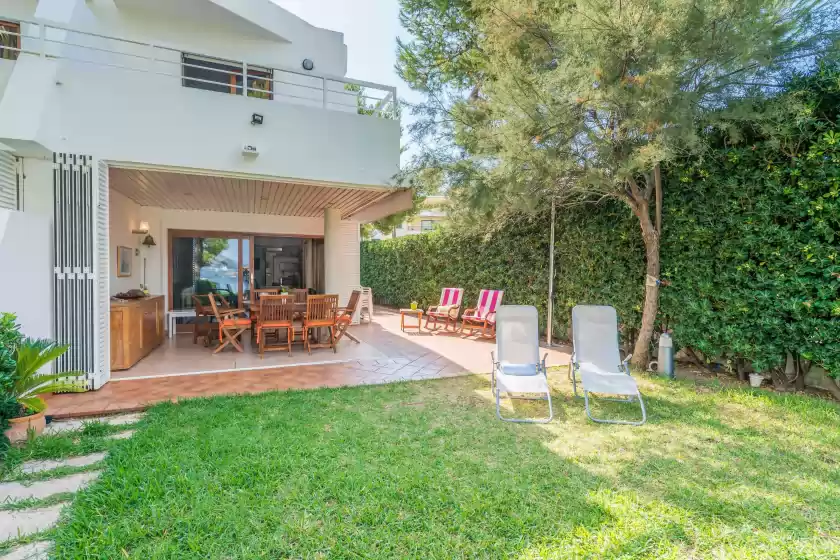 Holiday rentals in Camp de mar, Marina Manresa