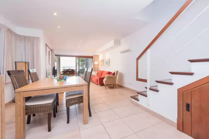 Holiday rentals in Camp de mar, Marina Manresa