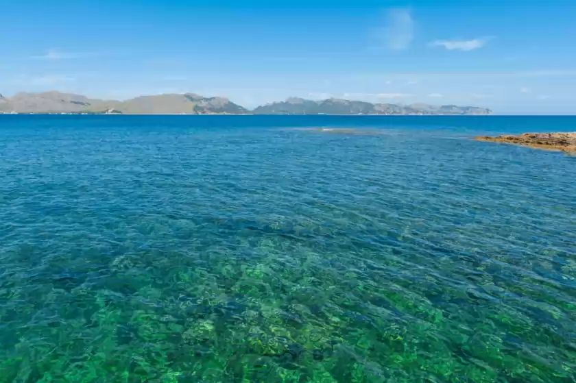 Holiday rentals in Camp de mar, Marina Manresa