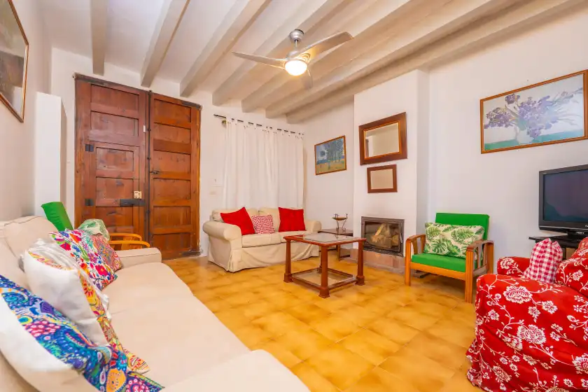 Holiday rentals in Cas patro lau, Fornalutx