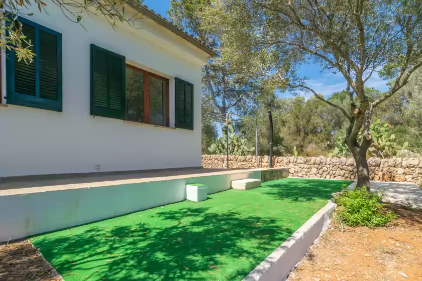 Holiday rentals in Es jaç, Cala Llombards