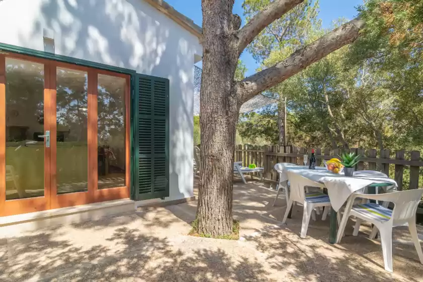 Holiday rentals in Es jaç, Cala Llombards