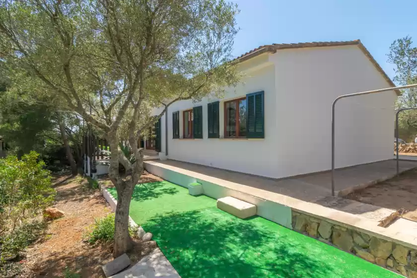 Holiday rentals in Es jaç, Cala Llombards