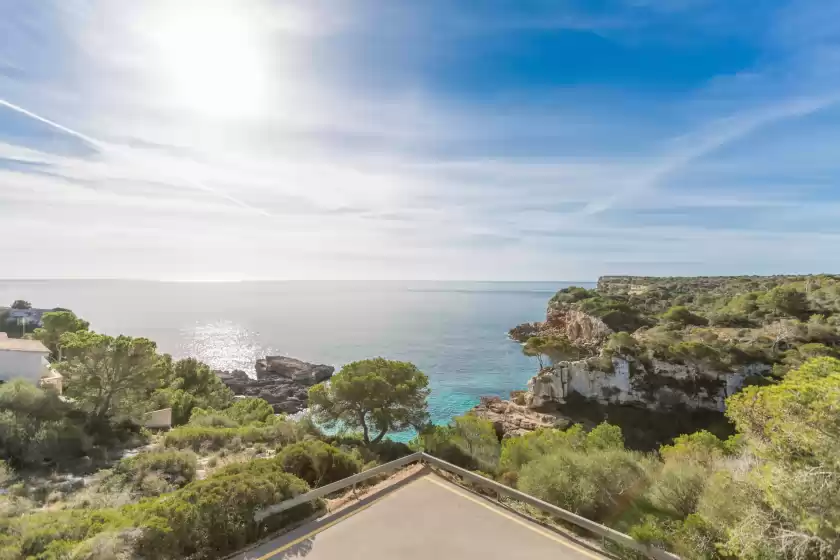 Holiday rentals in Es jaç, Cala Llombards