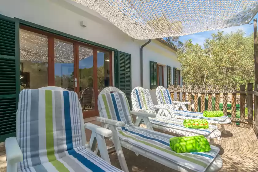 Holiday rentals in Es jaç, Cala Llombards