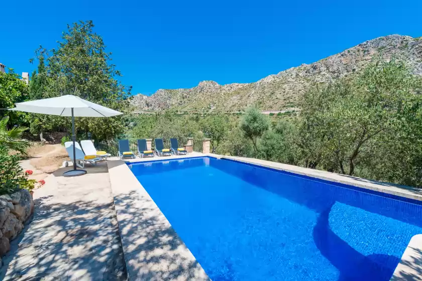 Holiday rentals in Sa tarongera, Andratx