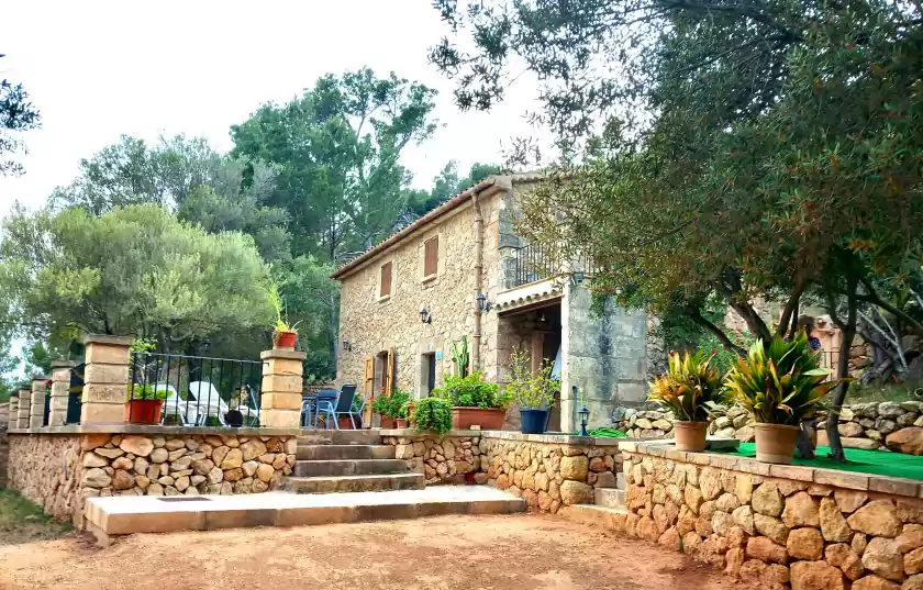 Holiday rentals in Sa tarongera, Andratx