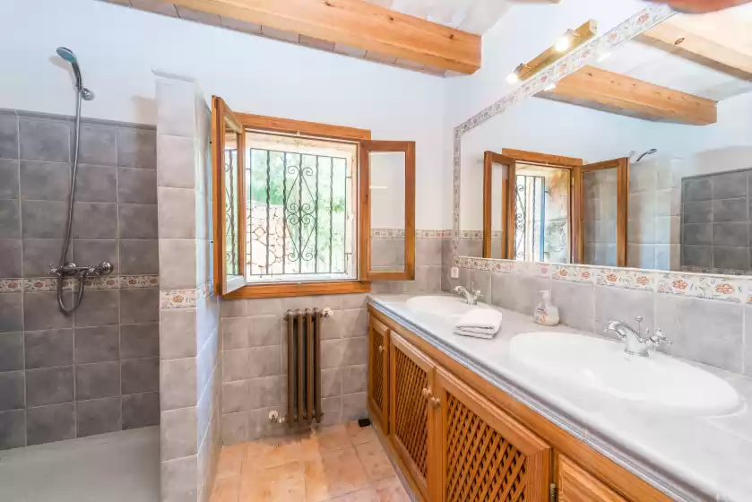 Holiday rentals in Sa tarongera, Andratx