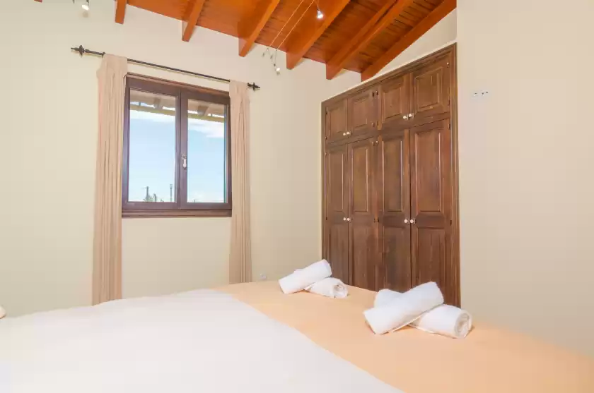 Holiday rentals in S'alqueria, Campanet