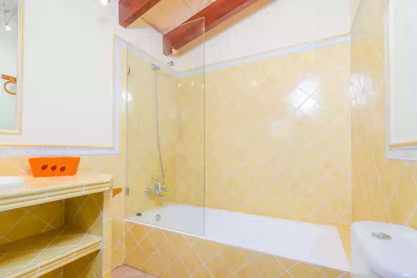 Holiday rentals in S'alqueria, Campanet