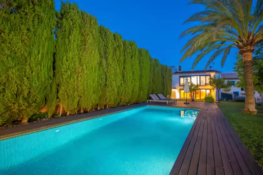 Holiday rentals in Can cabrit, Alaró