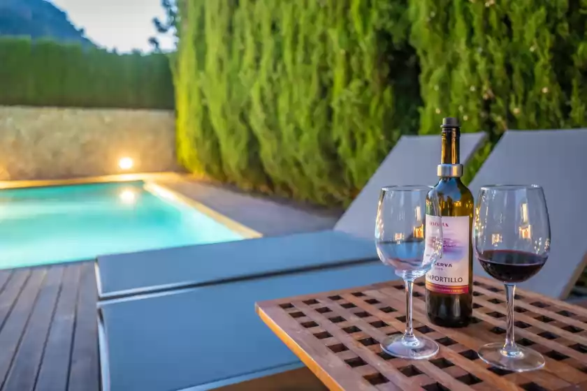 Holiday rentals in Can cabrit, Alaró