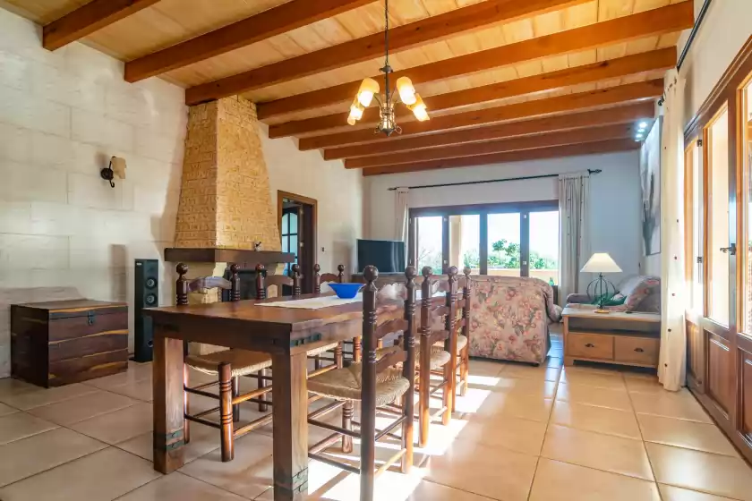 Holiday rentals in Can berguins, Búger