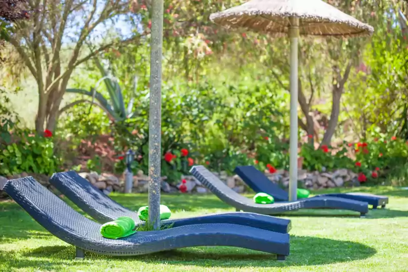 Holiday rentals in Can berguins, Búger