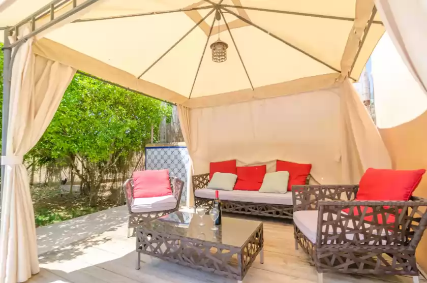 Holiday rentals in Finca es porrassar, Cas Concos