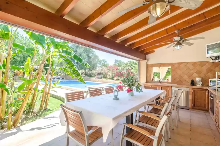 Holiday rentals in Finca es porrassar, Cas Concos