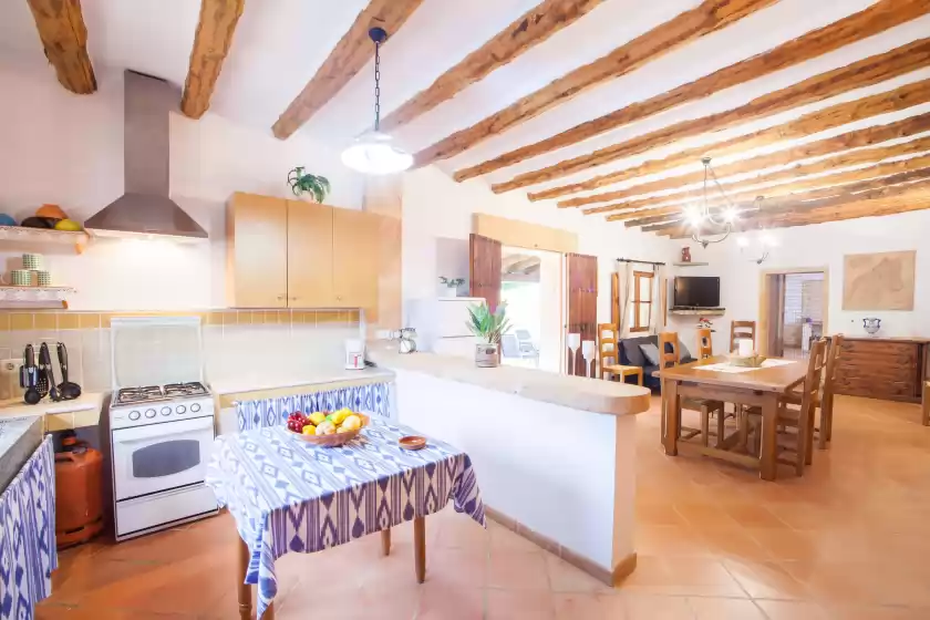 Holiday rentals in Sa cova (cova de rotana), Manacor