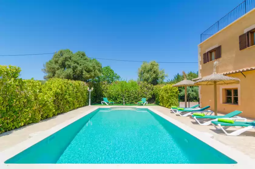 Holiday rentals in Sa cova (cova de rotana)
