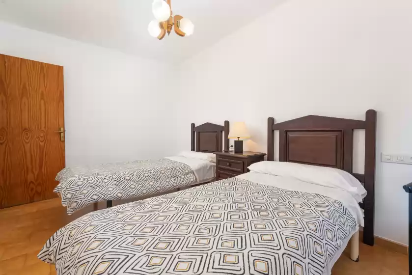 Holiday rentals in Vivienda isabela, Inca