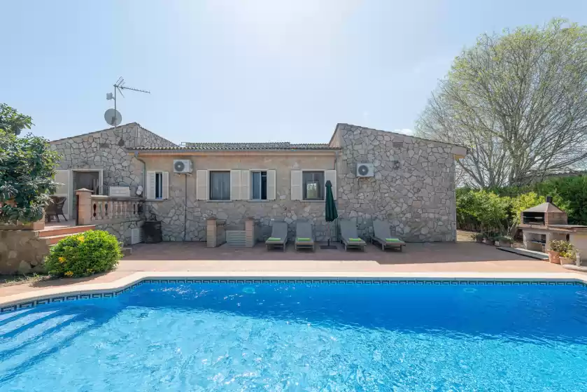 Holiday rentals in Vivienda isabela, Inca