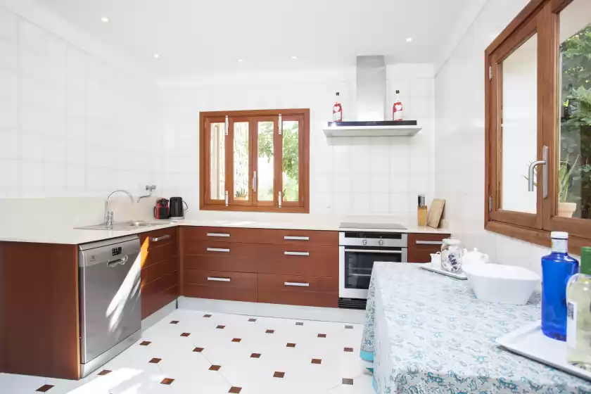 Holiday rentals in Es garrover, Cala Millor