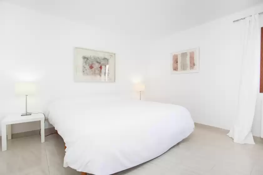 Holiday rentals in Es garrover, Cala Millor