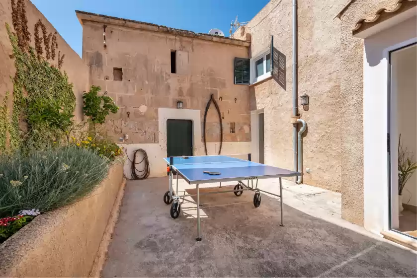 Holiday rentals in Ses barreres, Campos