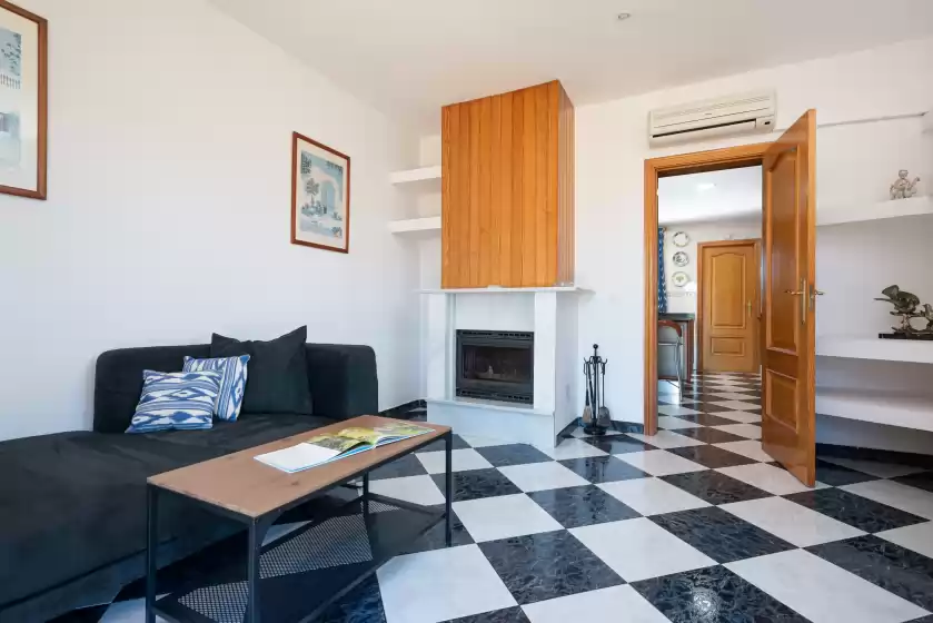 Holiday rentals in Casa campillos, Llucmajor