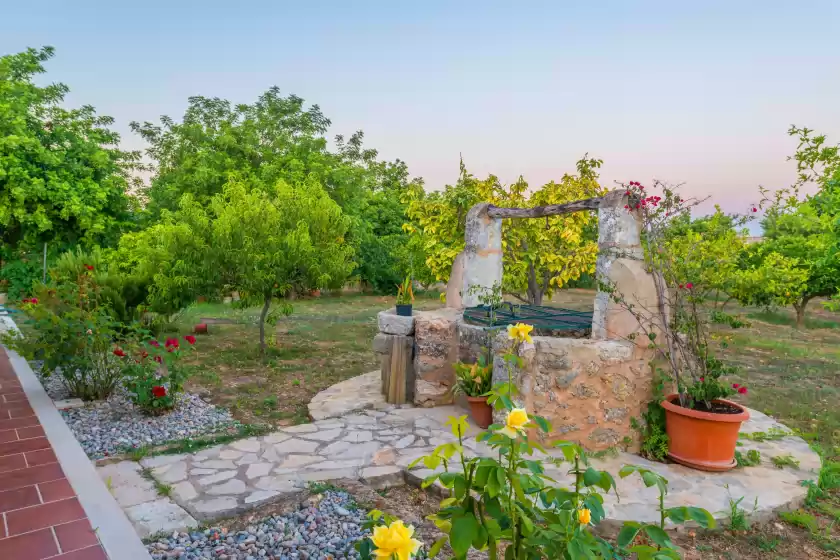 Holiday rentals in Can moscari, Inca