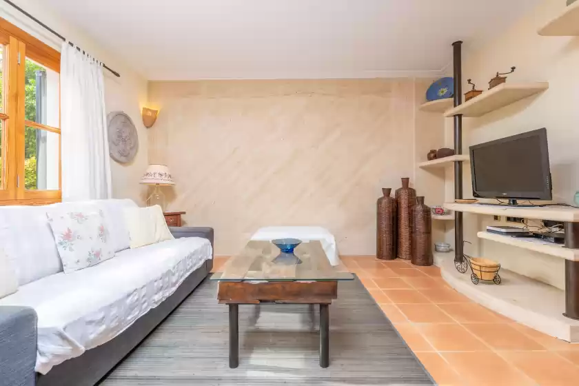 Holiday rentals in Can boi den cifre, Urbanització la Font