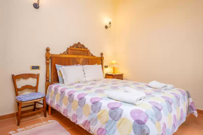 Holiday rentals in Can boi den cifre, Urbanització la Font