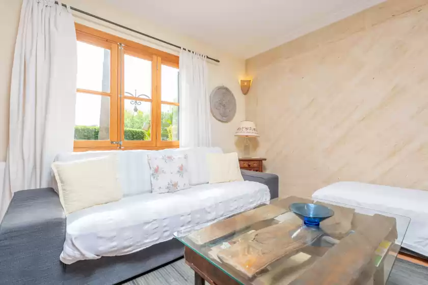 Holiday rentals in Can boi den cifre, Urbanització la Font