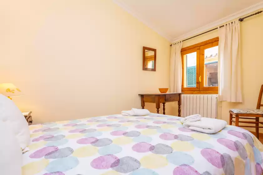Holiday rentals in Can boi den cifre, Urbanització la Font