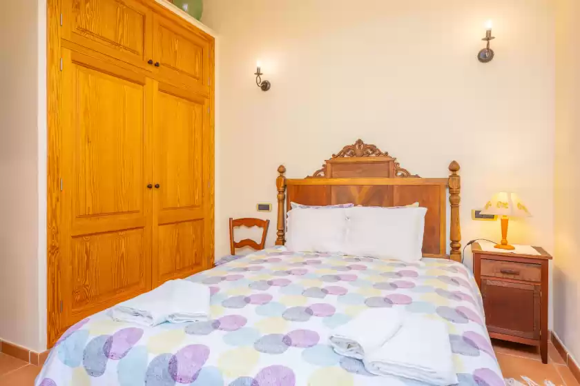Holiday rentals in Can boi den cifre, Urbanització la Font