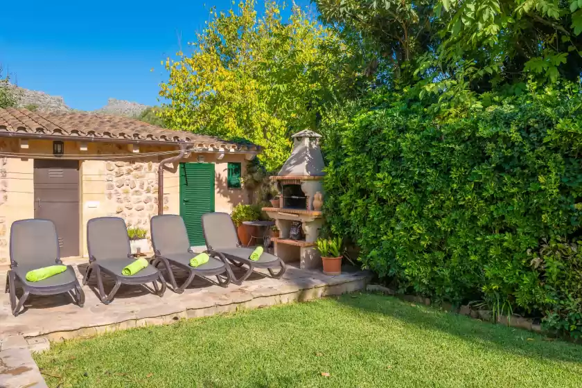 Holiday rentals in Can boi den cifre, Urbanització la Font
