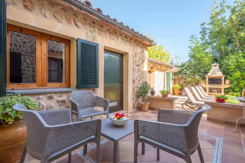 Holiday rentals in Can boi den cifre, Urbanització la Font