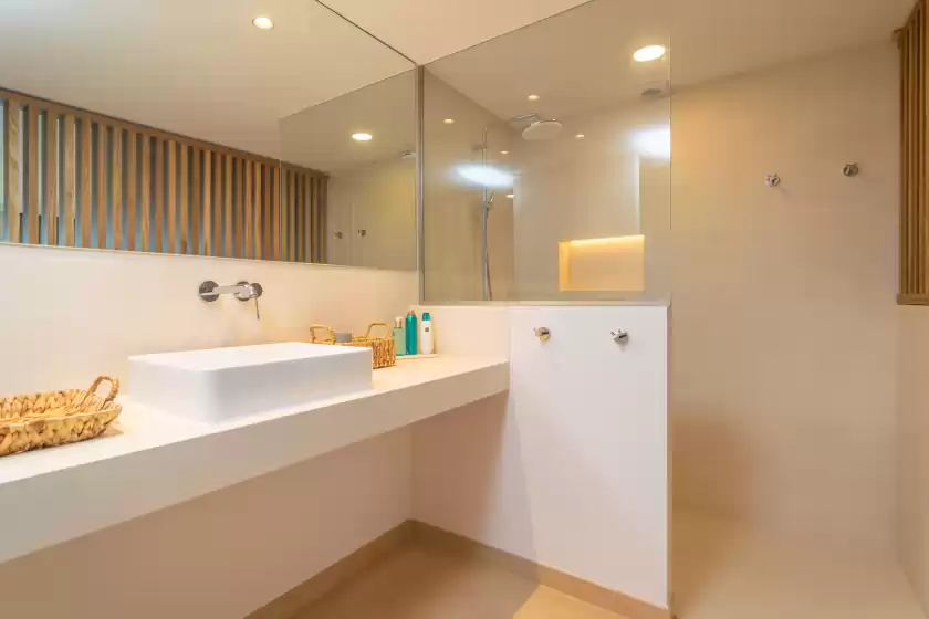 Alquiler vacacional en Villa luna suites, es Puigderrós
