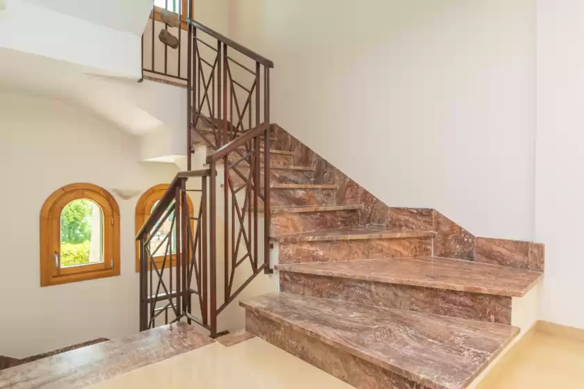 Alquiler vacacional en Villa luna suites, es Puigderrós